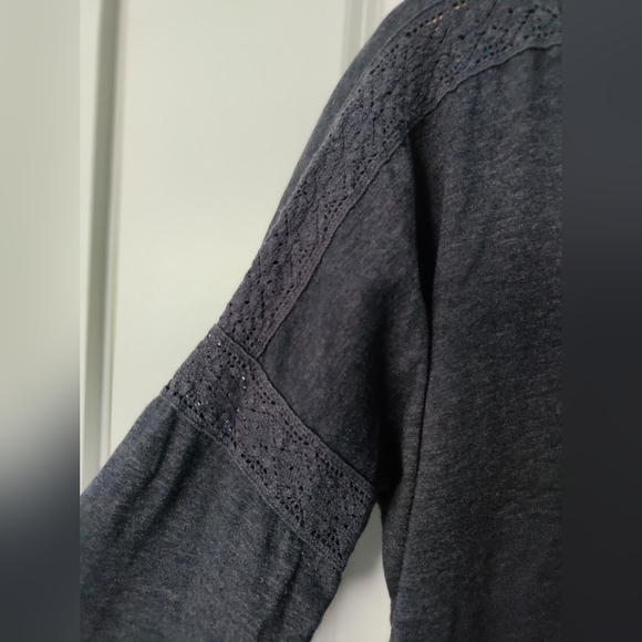 Gap Long Sleeve Shirt - Picture 3 of 3